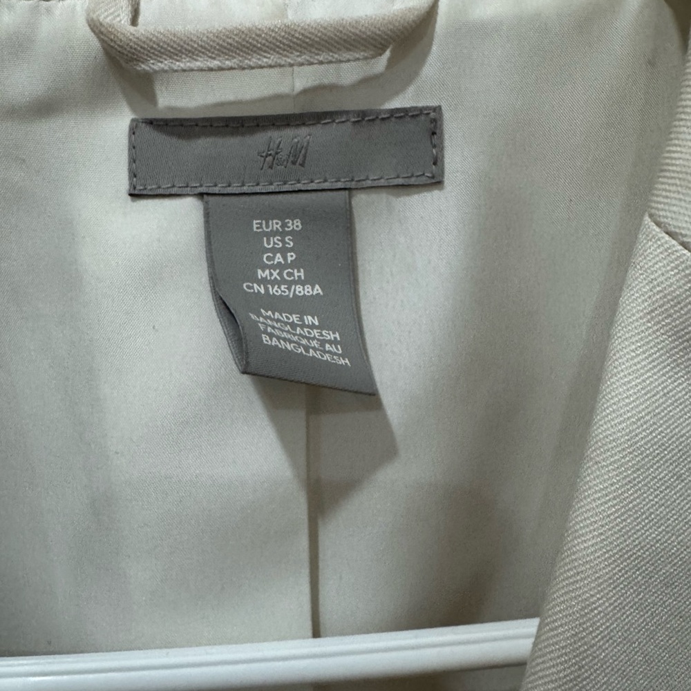 H&M Cream Jacket - Picture 2 of 3